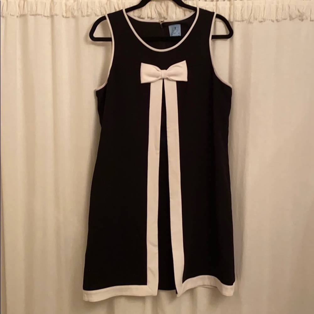 Black and white bow shift dress